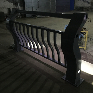 ​不锈钢复合管护栏市场对预期信心加强