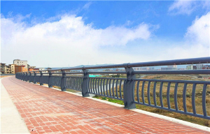 不锈钢碳素钢复合管产业面临着较大的去产能