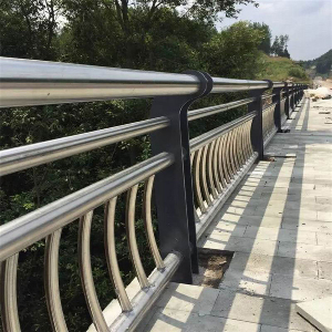 外不锈钢复合管车把